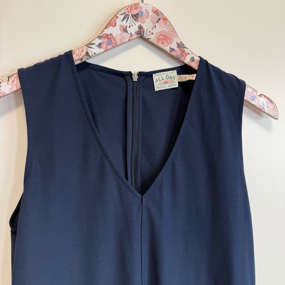 FAHERTY All Day Sleeveless V-Neck Mini Dress Navy Blue Small - Picture 3 of 8